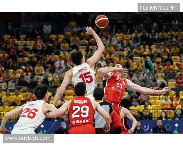 中国篮球明星中的逆袭故事最差球员如何在逆境中重塑自我与辉煌